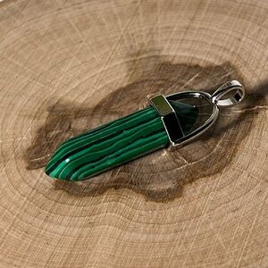 Green Malachite Pendant Necklace